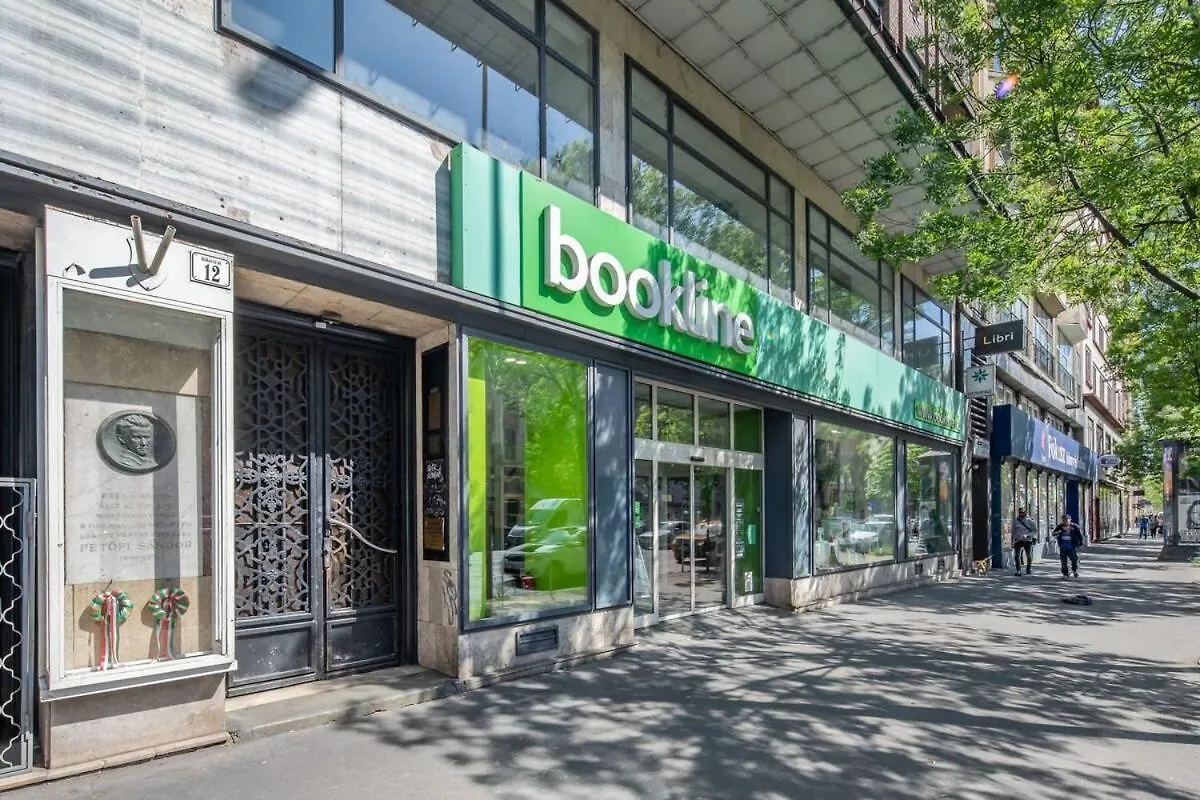 Newly Designed Central Studio Budapest